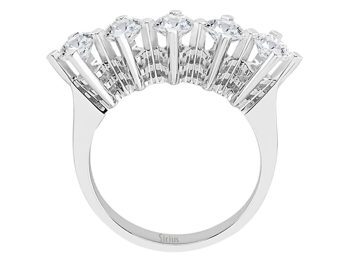 1,55 Karat 5 Diamanten Allianz - handgefertigter Diamantschmuck aus Feingold | Sirius Diamant