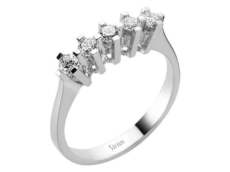 0,43 Karat Diamant 5 Diamanten Allianz - handgefertigter Diamantschmuck aus Feingold | Sirius Diamant