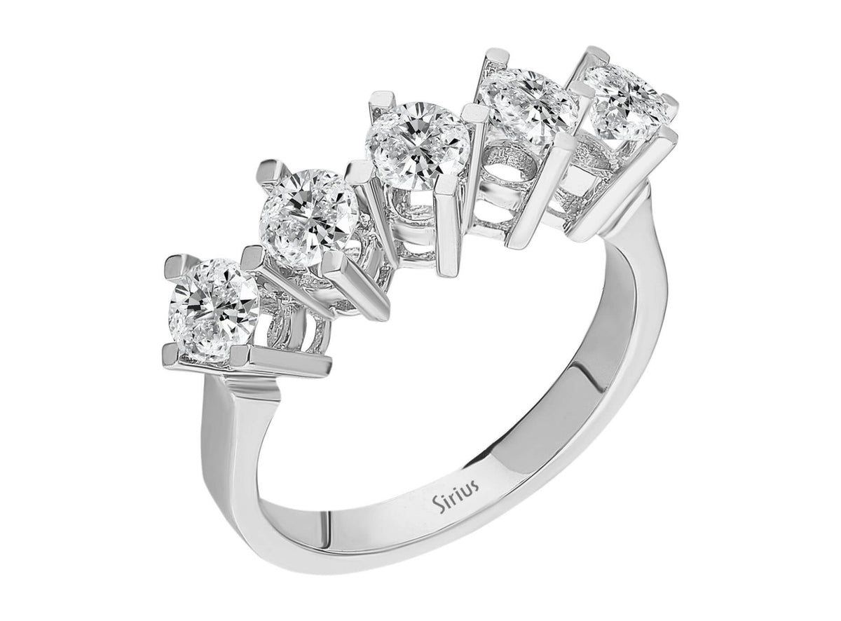1,50 Karat Diamant 5 Diamanten Allianz - handgefertigter Diamantschmuck aus Feingold | Sirius Diamant