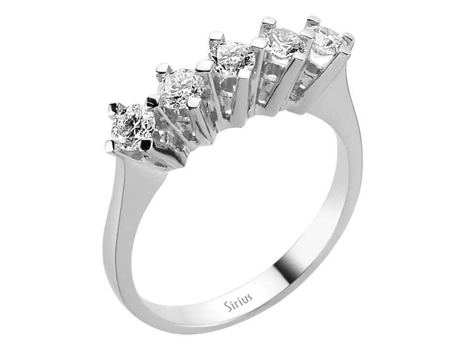 0,61 Karat Diamant 5 Diamanten Allianz - handgefertigter Diamantschmuck aus Feingold | Sirius Diamant
