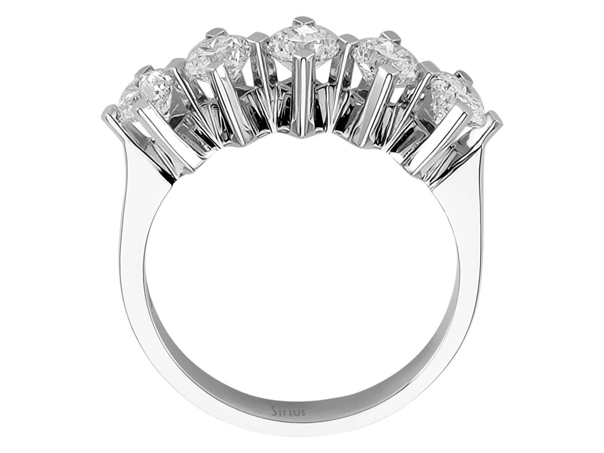 1,48 Karat Diamant 5 Diamanten Allianz - handgefertigter Diamantschmuck aus Feingold | Sirius Diamant