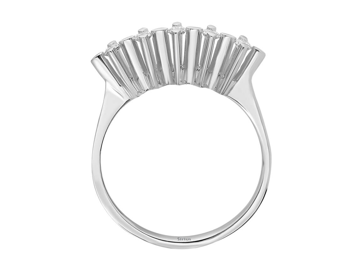 0,18 Carat 5 Diamanten Allianz - handgefertigter Diamantschmuck aus Feingold | Sirius Diamant
