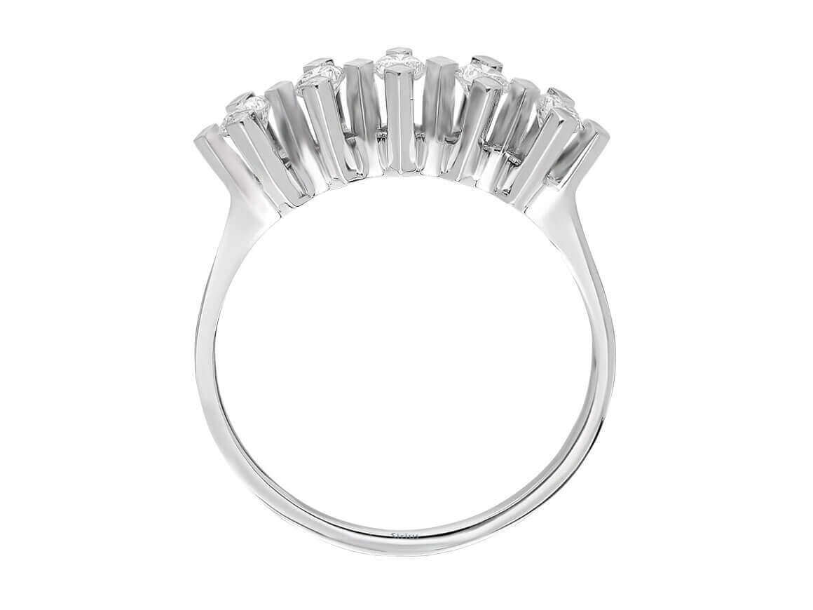 0,50 Carat 5 Diamanten Allianz - handgefertigter Diamantschmuck aus Feingold | Sirius Diamant