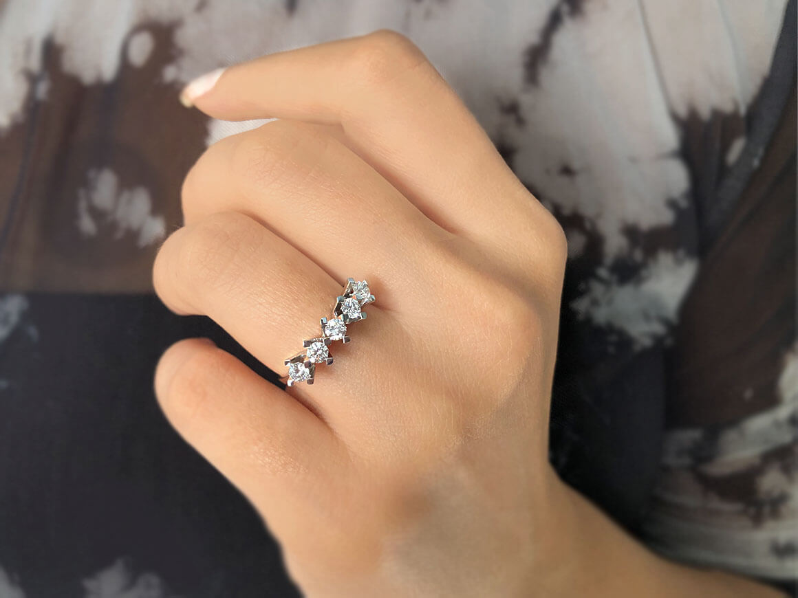 0,60 Carat 5 Diamanten Allianz