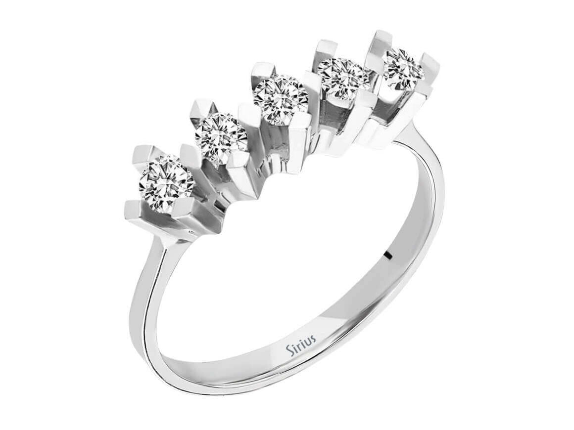 0,60 Carat 5 Diamanten Allianz - handgefertigter Diamantschmuck aus Feingold | Sirius Diamant