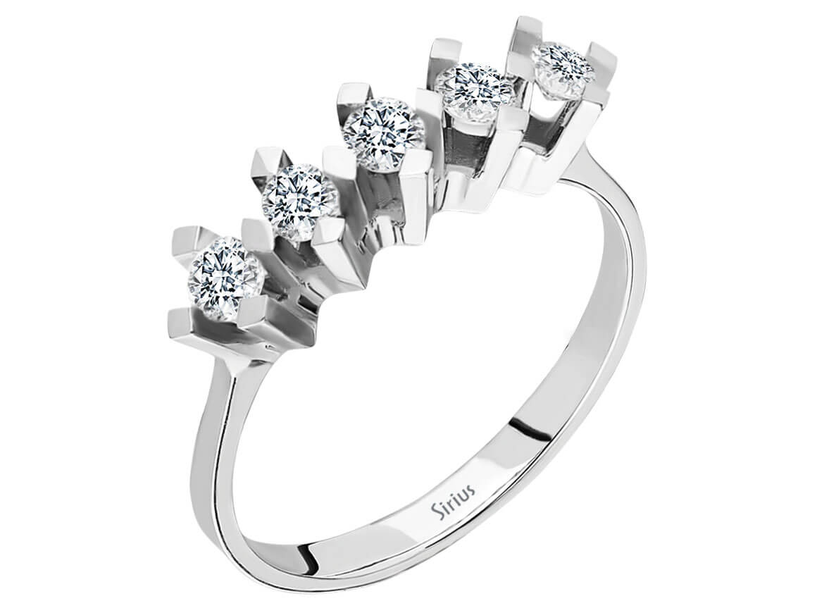 0,55 Carat Diamant 5 Diamanten Allianz - handgefertigter Diamantschmuck aus Feingold | Sirius Diamant