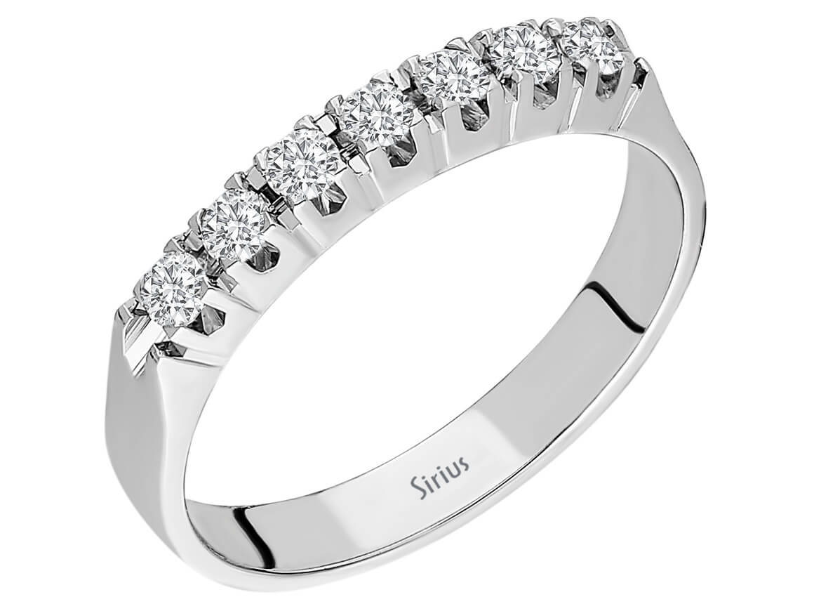 0,33 Carat 7 Diamanten Allianz in 14 K - handgefertigter Diamantschmuck aus Feingold | Sirius Diamant