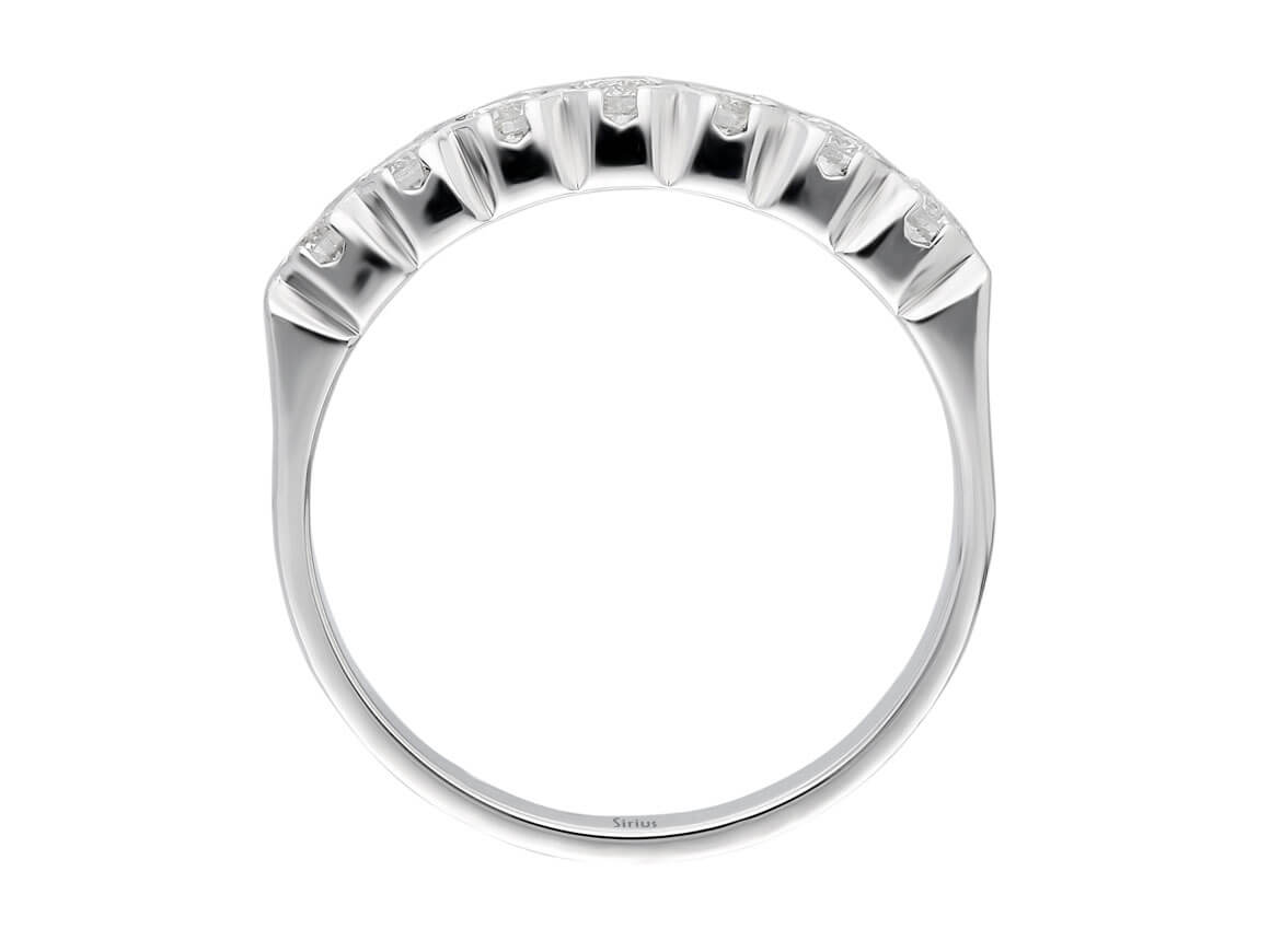 0,53 Karat Diamant 7 Diamanten Allianz - handgefertigter Diamantschmuck aus Feingold | Sirius Diamant