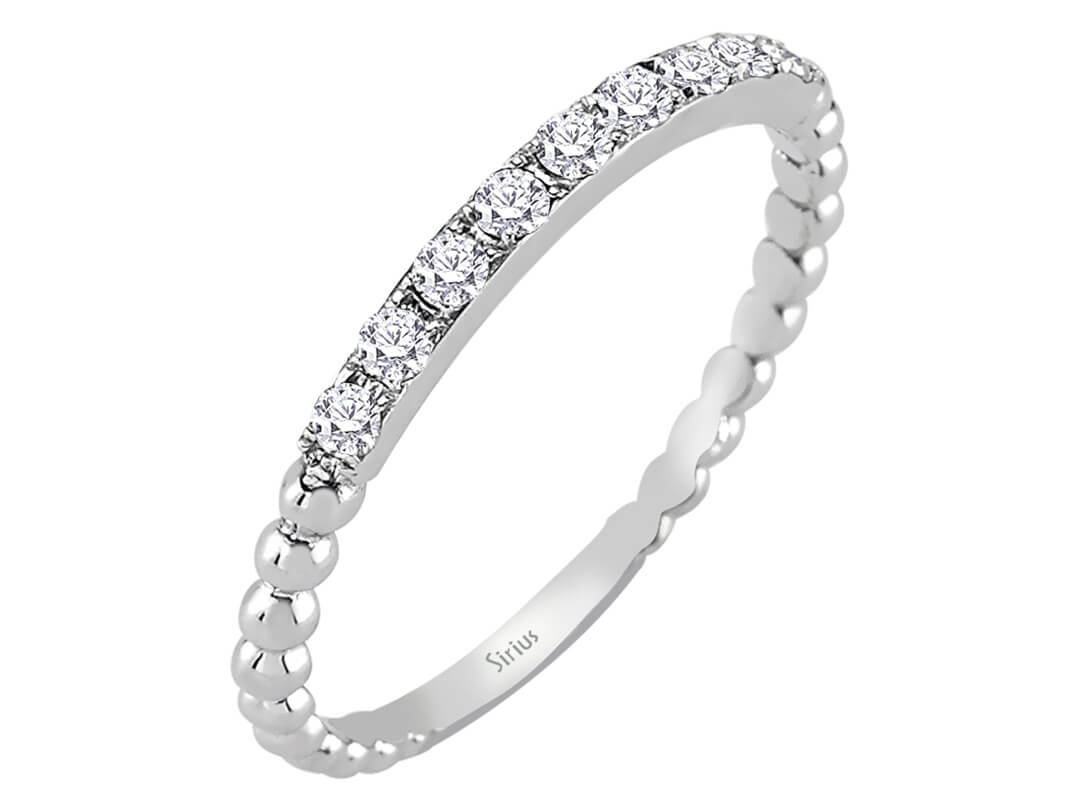 0,19 Karat neun Diamanten Allianz in 14 K Weißgold - handgefertigter Diamantschmuck aus Feingold | Sirius Diamant