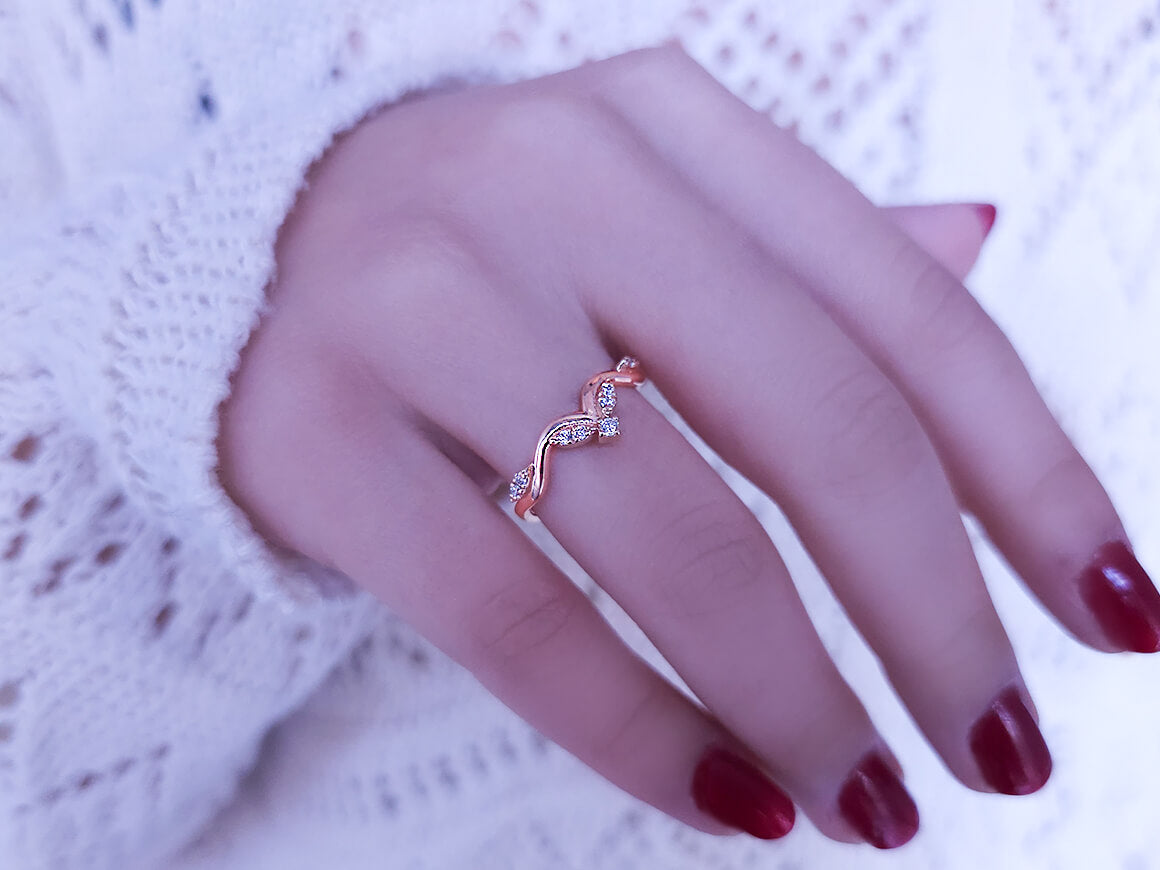 Diamond tiara crown ring