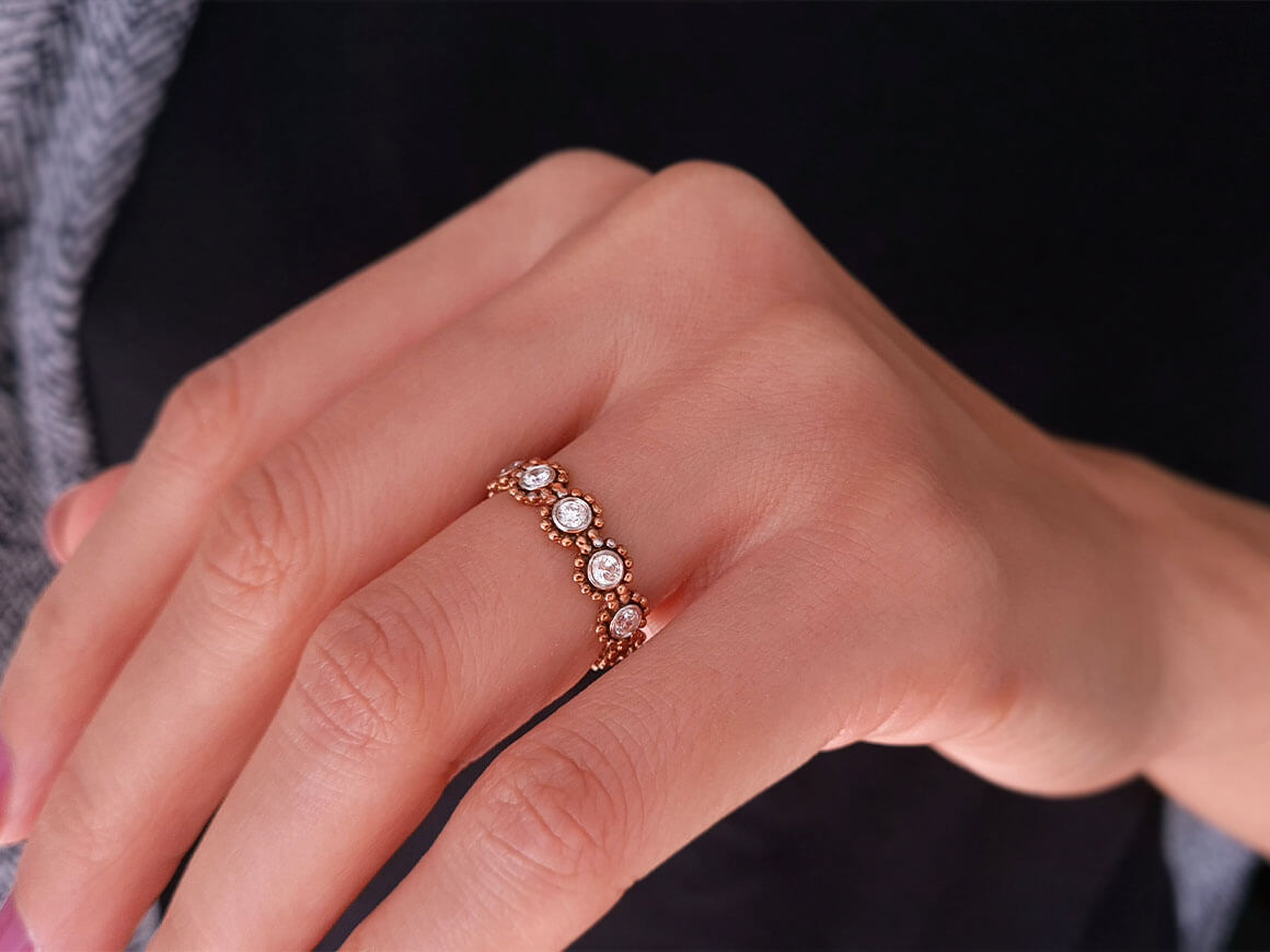 G Color 0.35 Carat Diamond 5 Stone Ring