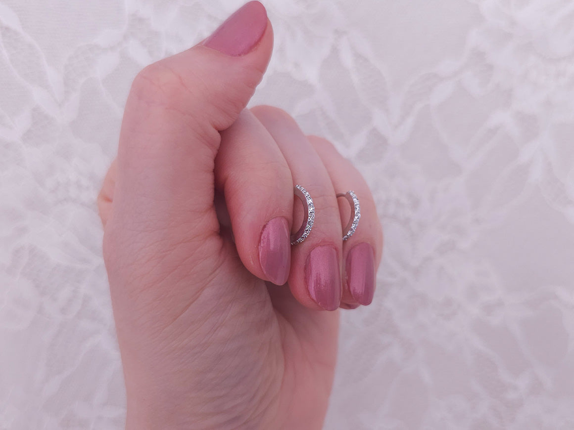 Diamant Helios Creolen – handgefertigter Diamantschmuck aus Feingold | Sirius Diamant