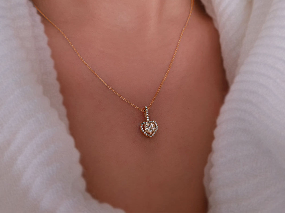 Diamond heart jewelry set in 333 8 carat white gold