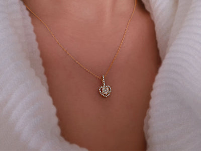 Diamond heart jewelry set in 333 8 carat white gold