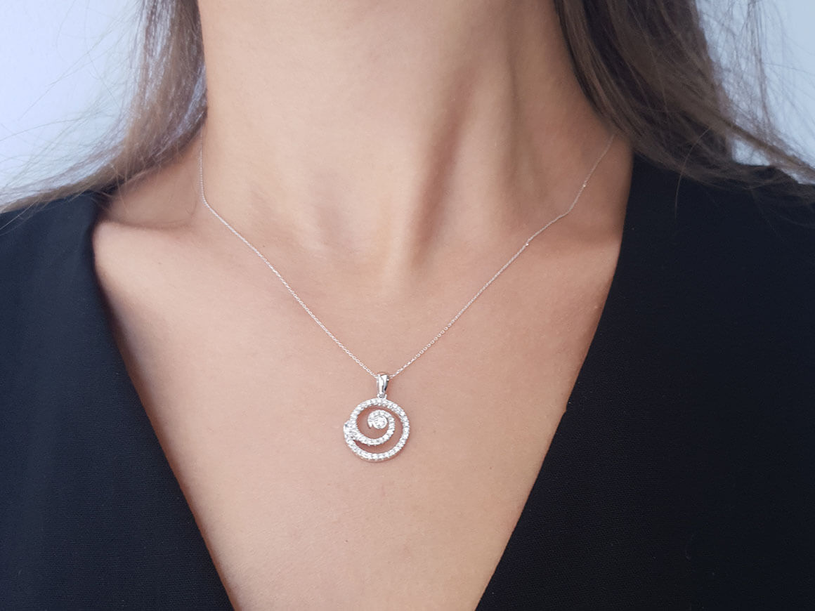 0,41 Karat Diamant Lava Collier in 14 K Weißgold - handgefertigter Diamantschmuck aus Feingold | Sirius Diamant
