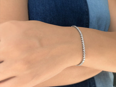 Bracelet tennis en or blanc 14 carats avec diamants de 5,20 carats