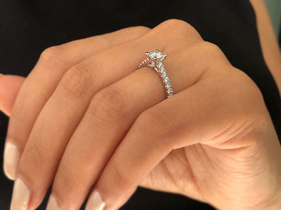 Total 0.75 carat diamond solitaire ring