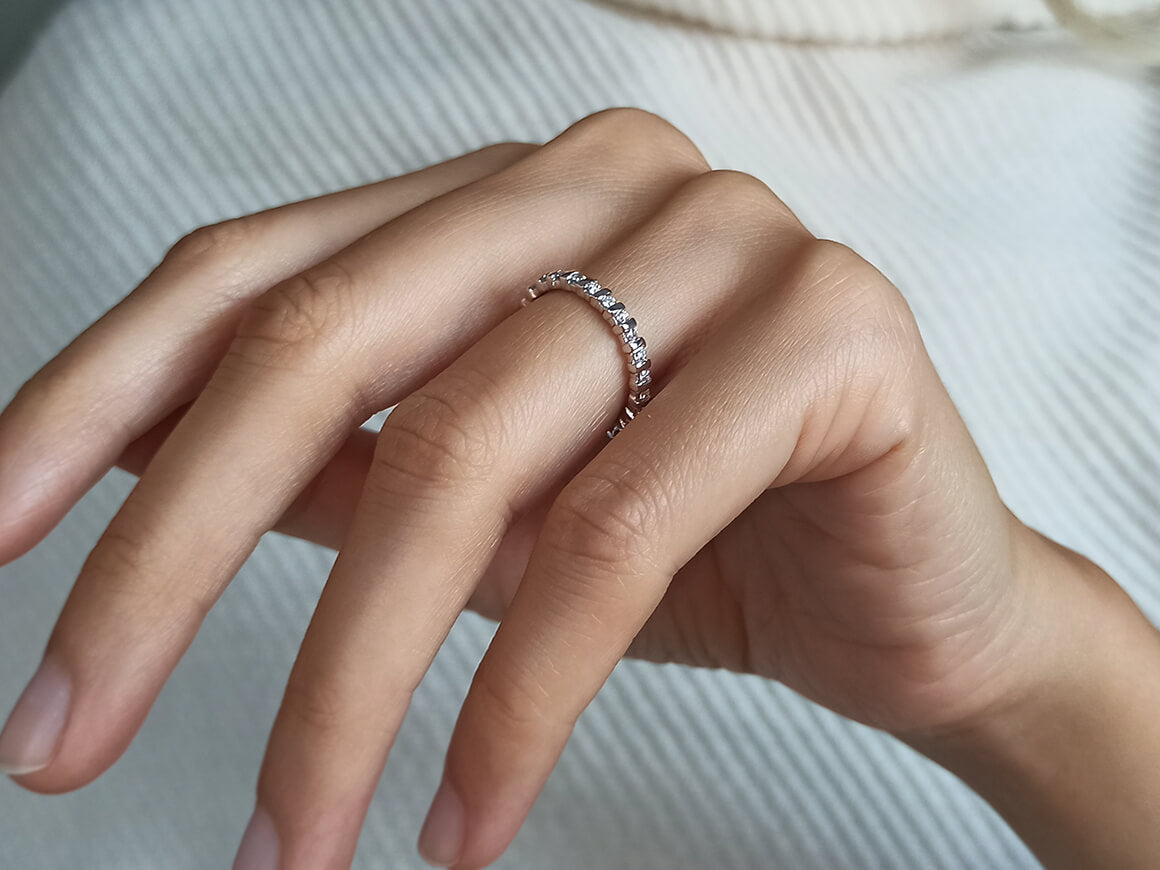 0.45 carat all-around diamond alliance ring 585 14K white gold