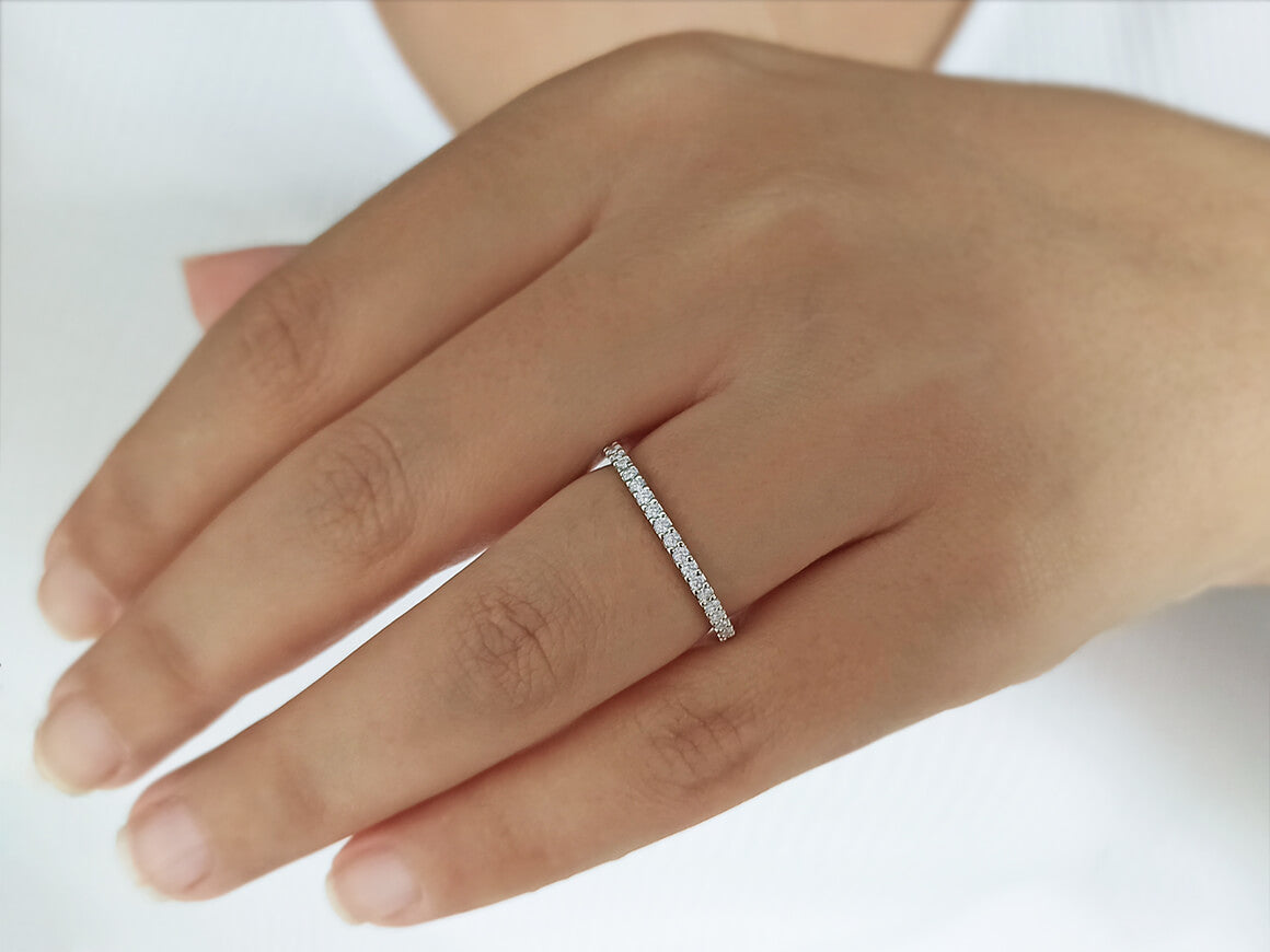 Alliance en diamant de 0,45 carat avec diamant tout autour