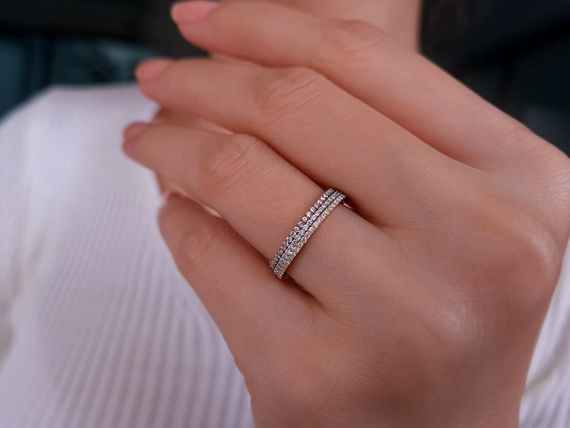 Half-round 3-piece diamond memoire ring in yellow gold &amp; rose gold &amp; white gold