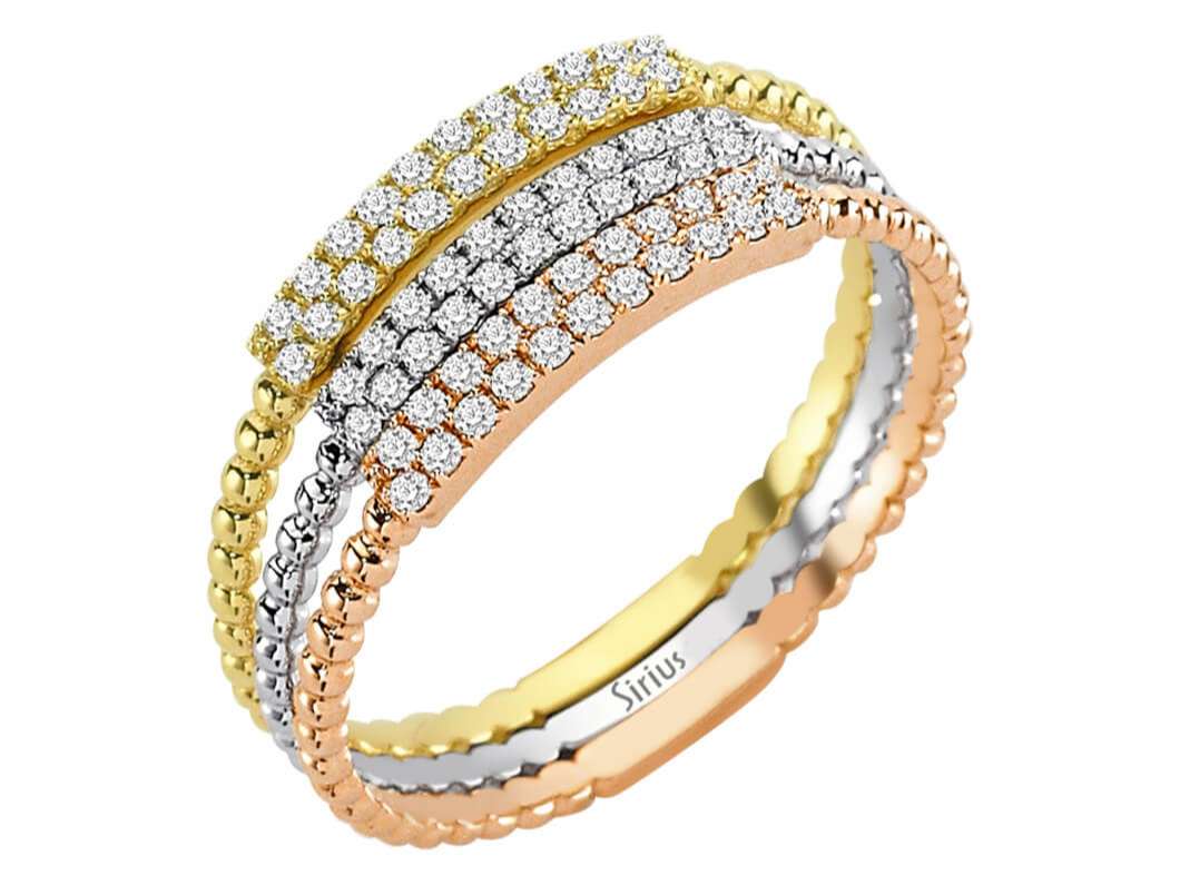 Bague demi-ronde en diamant trois pièces