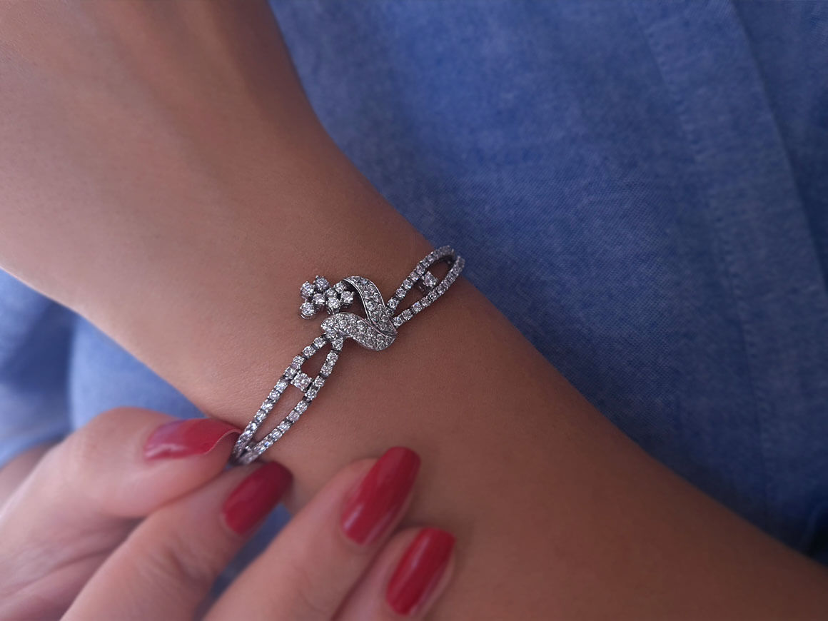 2,30 Gesamtkarat Diamant Tennis Armband in 14 K Weißgold - handgefertigter Diamantschmuck aus Feingold | Sirius Diamant