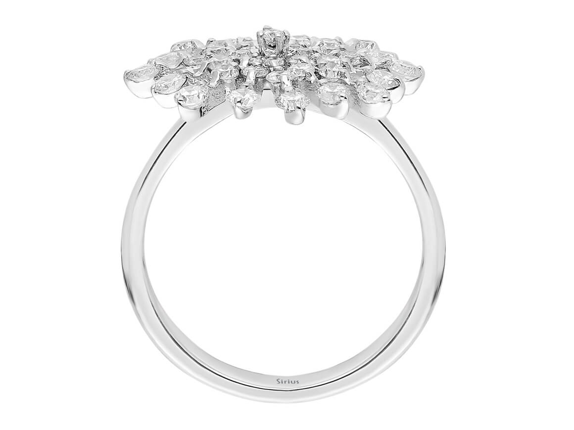 Large diamond snowflake ring in 14 K white gold