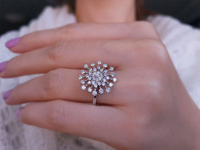 Large diamond snowflake ring in 14 K white gold