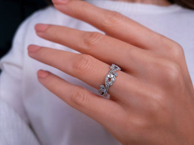 0.70 carat diamond design ring in 750 18 carat white gold