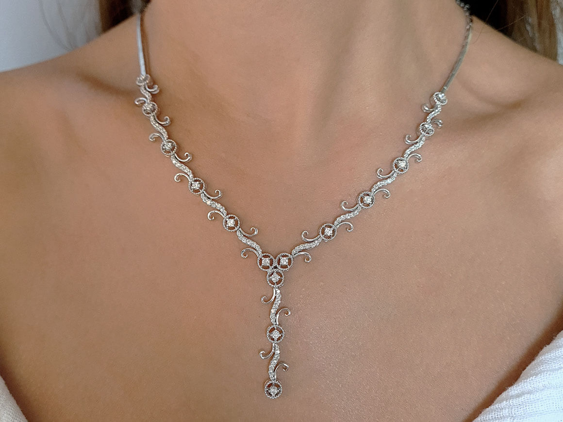 Halskette mit Diamanten – handgefertigter Diamantschmuck aus Feingold | Sirius Diamant