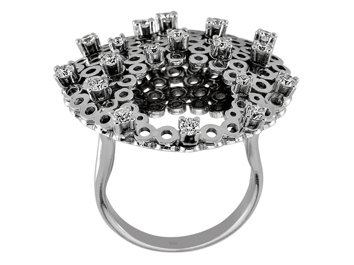Diamond moon ladies ring
