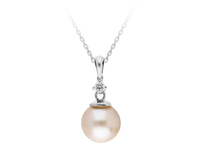 Diamond and pearl necklace