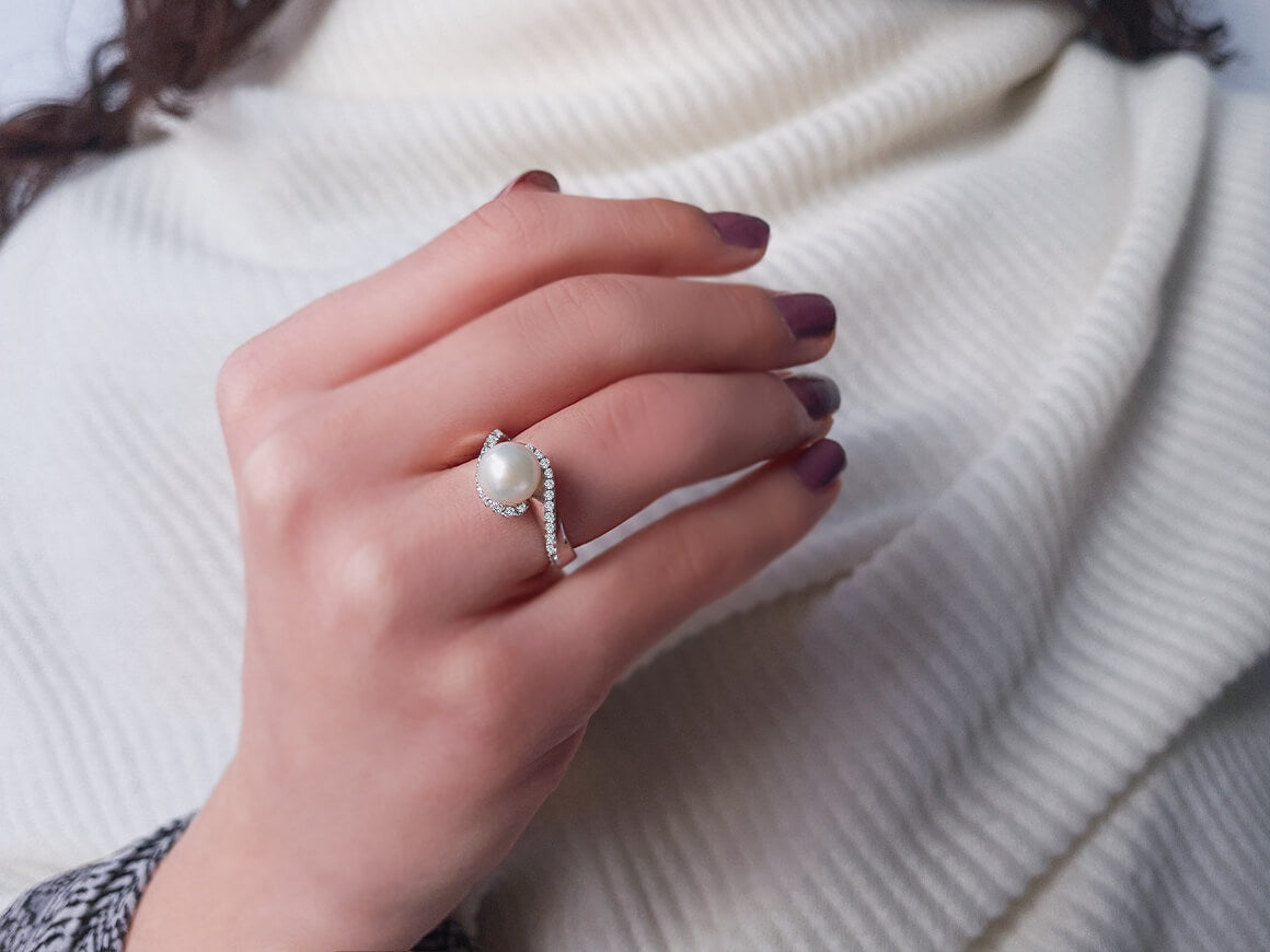 0.25 total carat diamond and pearl ring in 14K white gold