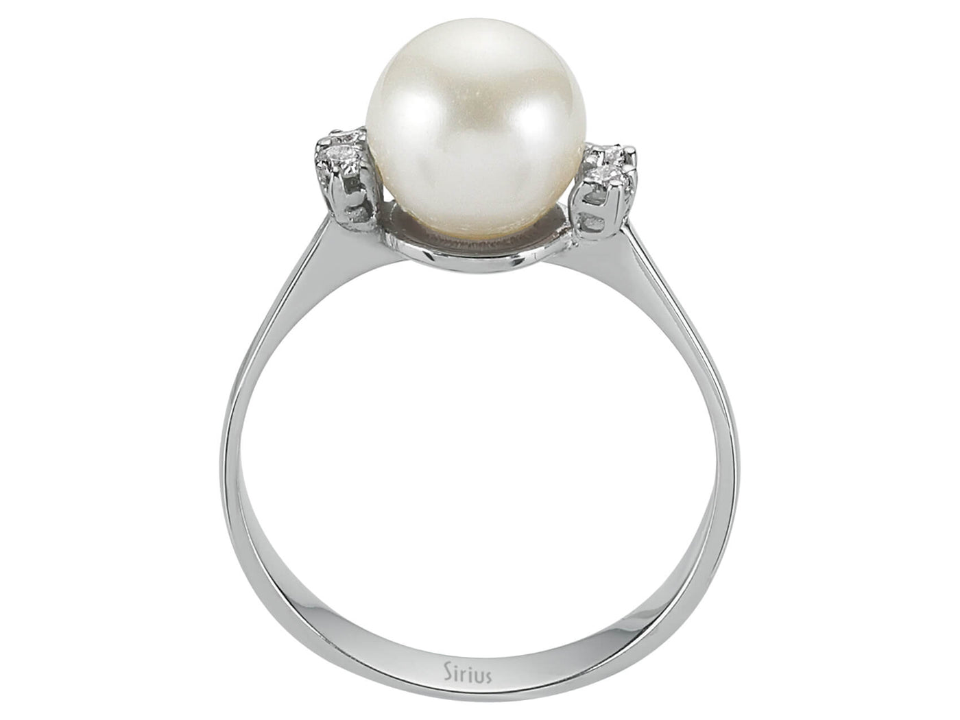 Diamond and pearl ladies ring