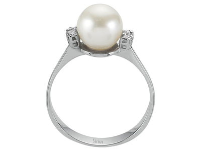 Diamond and pearl ladies ring