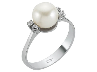 Diamond and pearl ladies ring