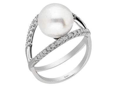 Diamond and pearl ring in 14 K white gold