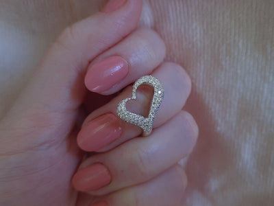 0.66 carat diamond Valentine's heart ring in 14 K white gold