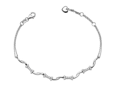 F color 0.37 carat diamond heart bracelet in 585 14 carat white gold