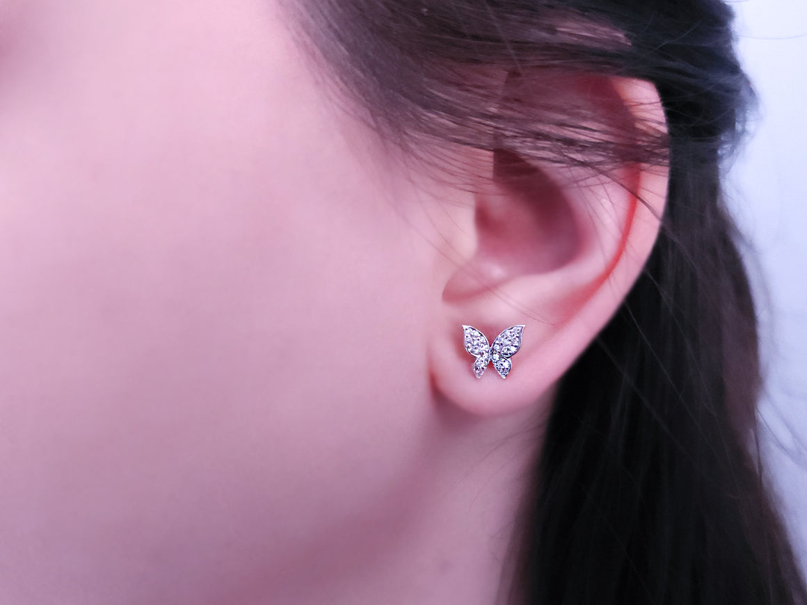 0,26 Gesamtkarat Diamant Schmetterling Ohrringe in 585er 14 Karat Weißgold - handgefertigter Diamantschmuck aus Feingold | Sirius Diamant
