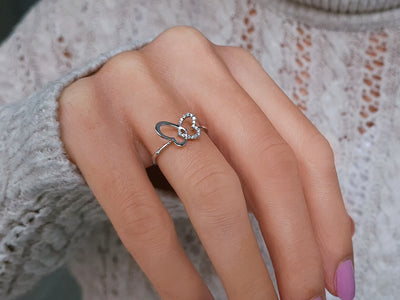 Diamond butterfly ring in 333 8 carat white gold