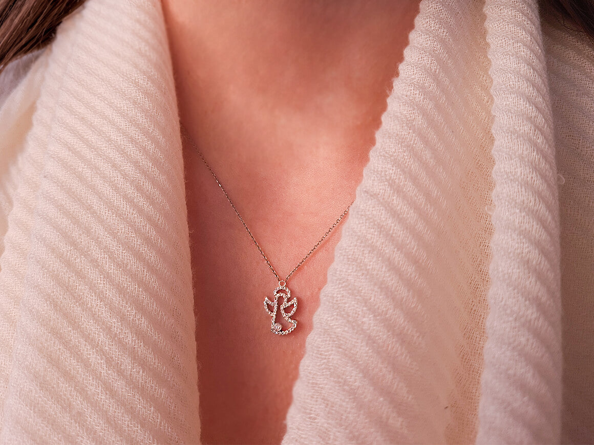Diamant Engel Collier – handgefertigter Diamantschmuck aus Feingold | Sirius Diamant