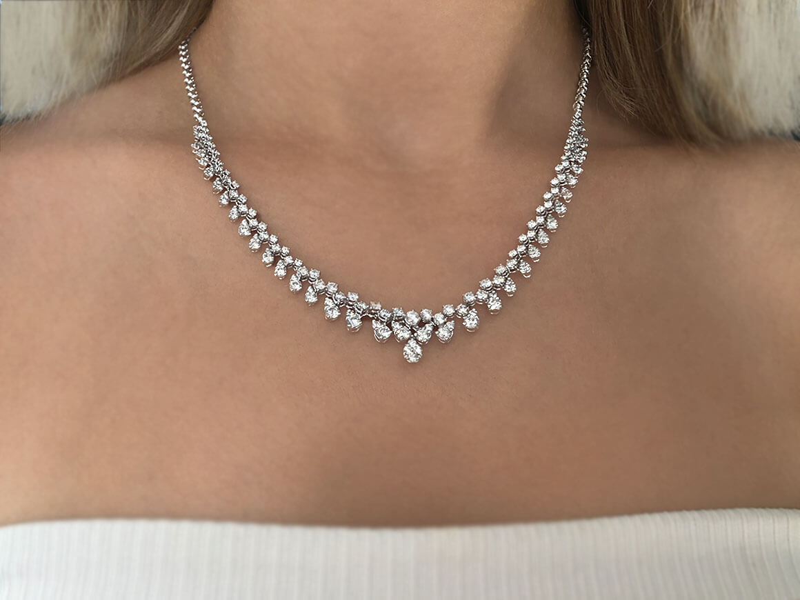 Diamant-Halskette mit Nuse-Anhänger