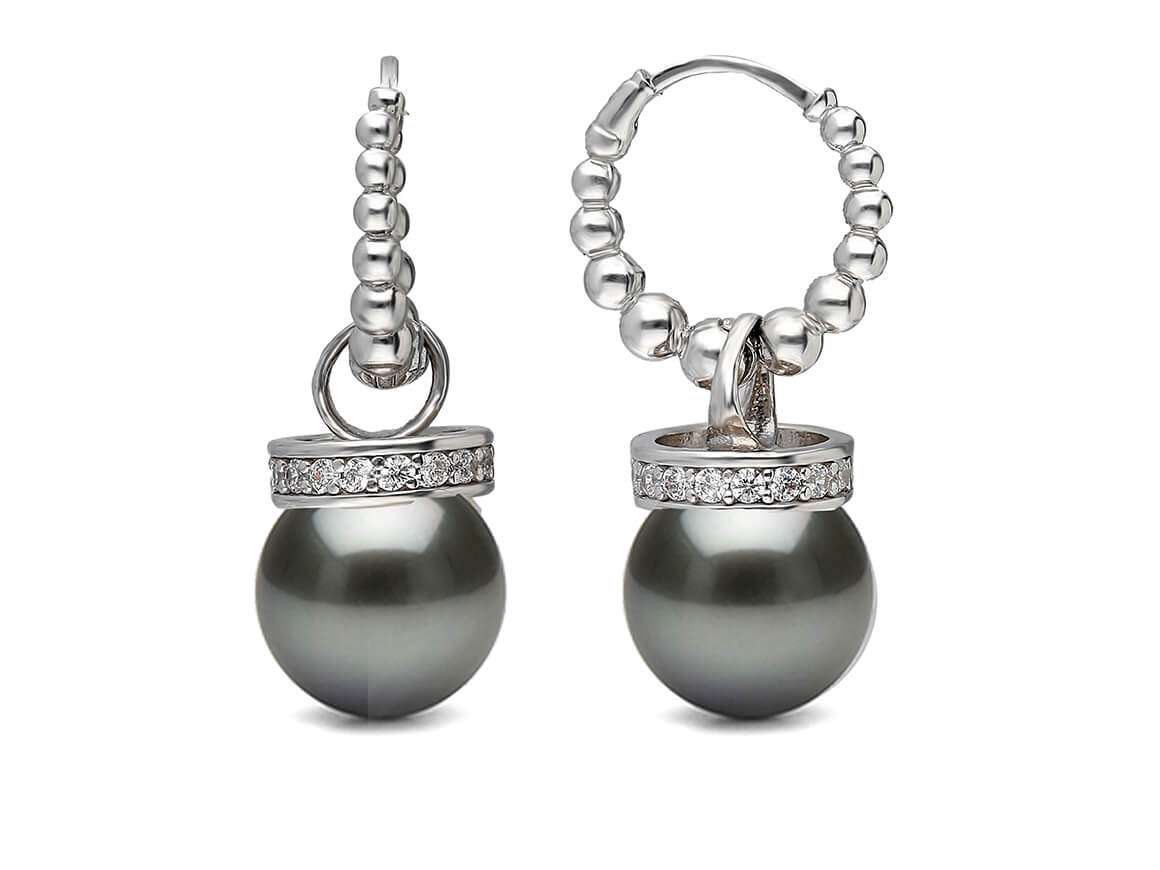 Diamond earrings with black pearls