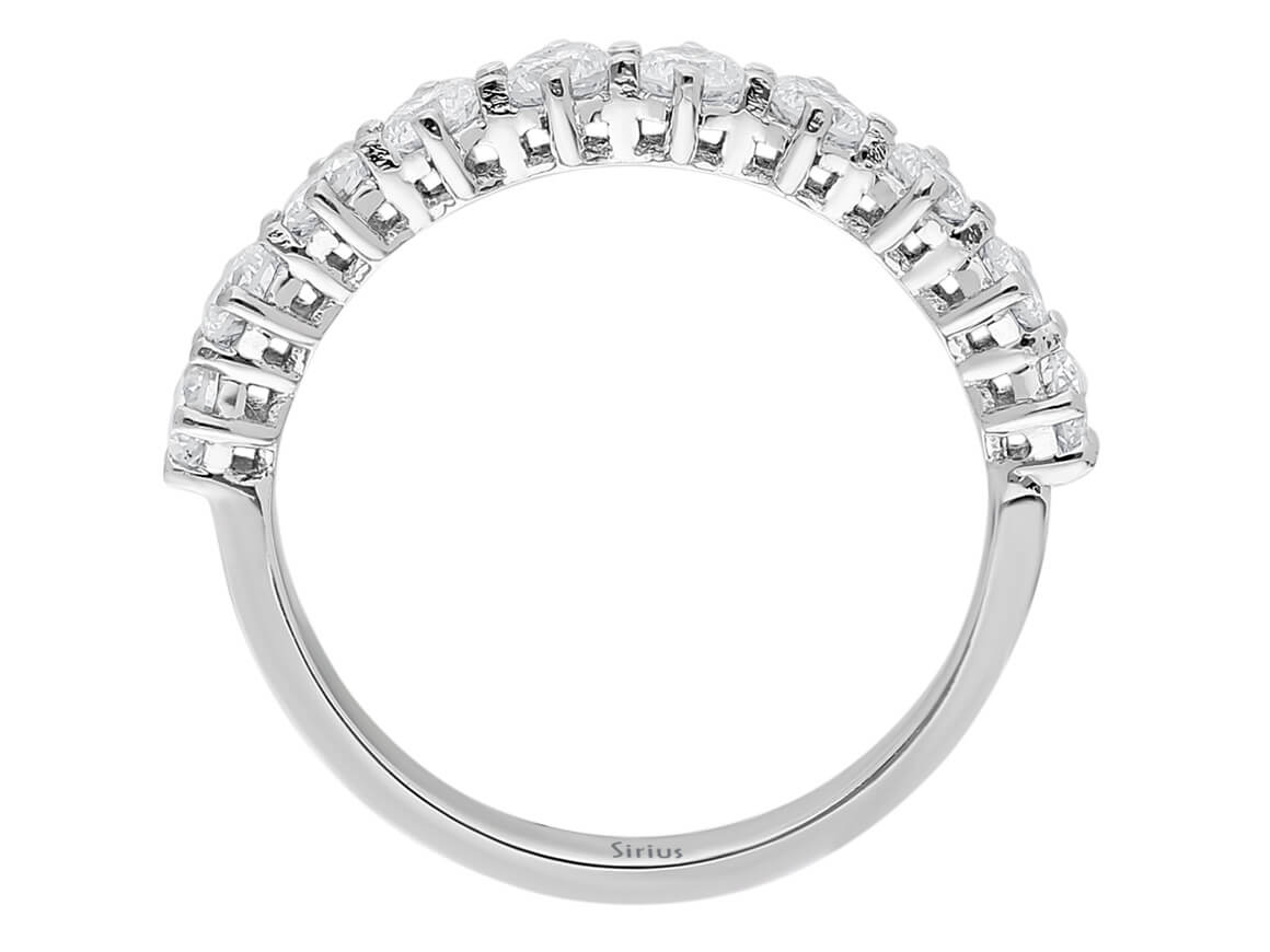 Alliance demi-ronde en diamant de 0,70 carat