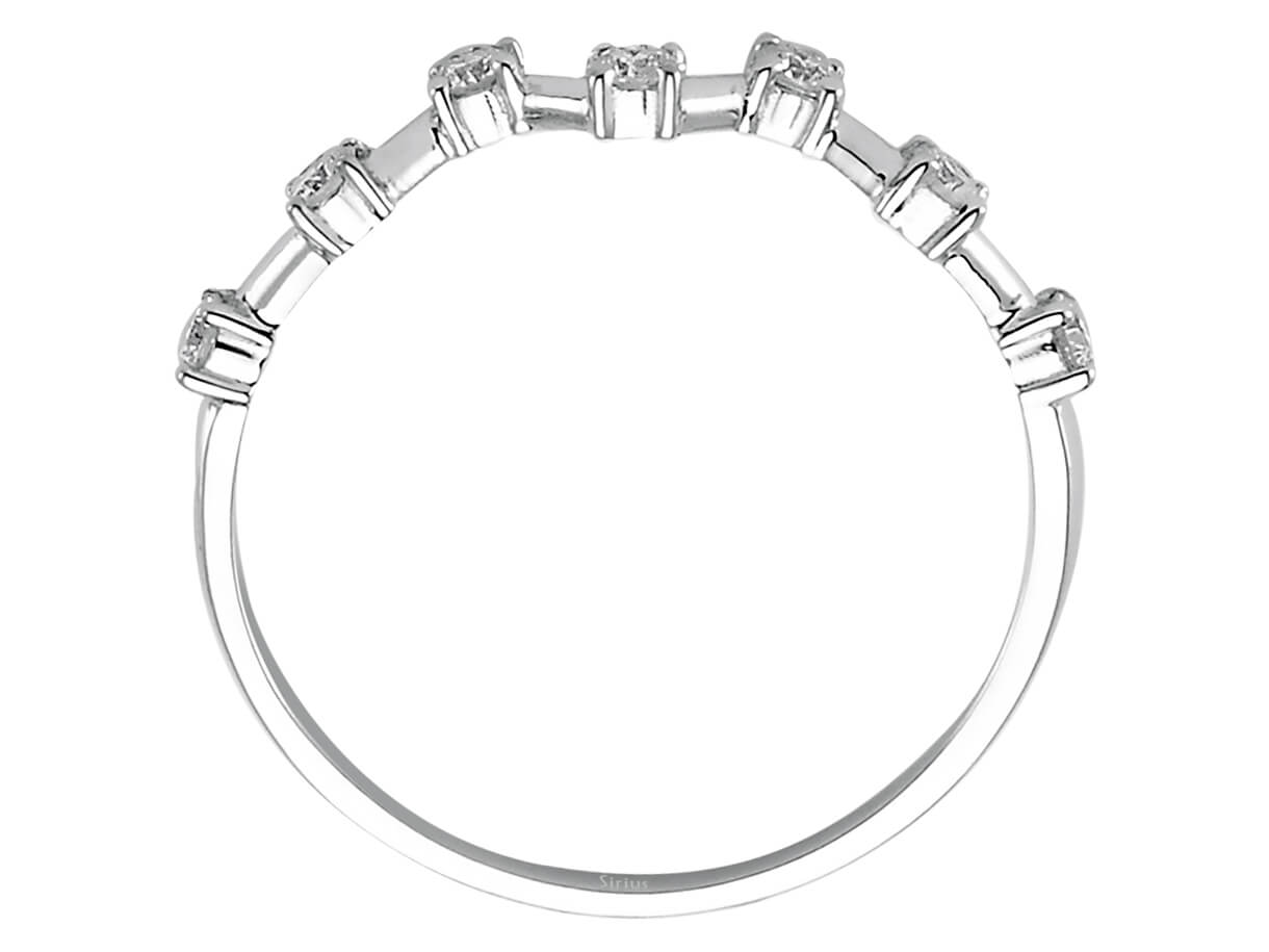 Alliance demi-ronde en diamant de 0,19 carat 