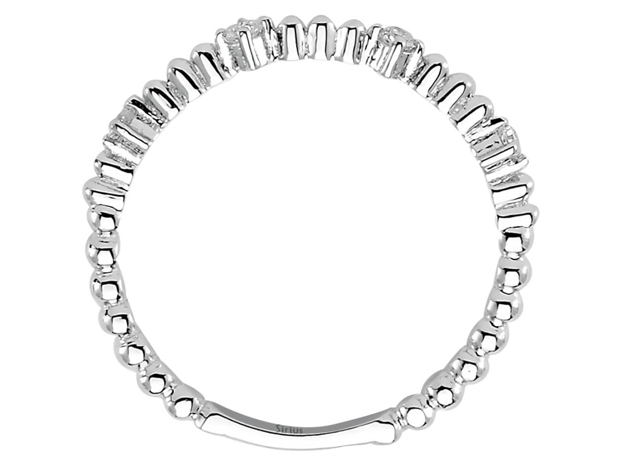 Alliance demi-ronde en diamant 