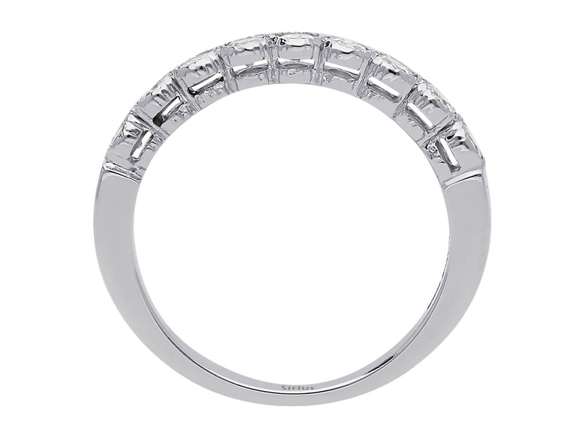 Alliance demi-ronde en diamant de 0,58 carat
