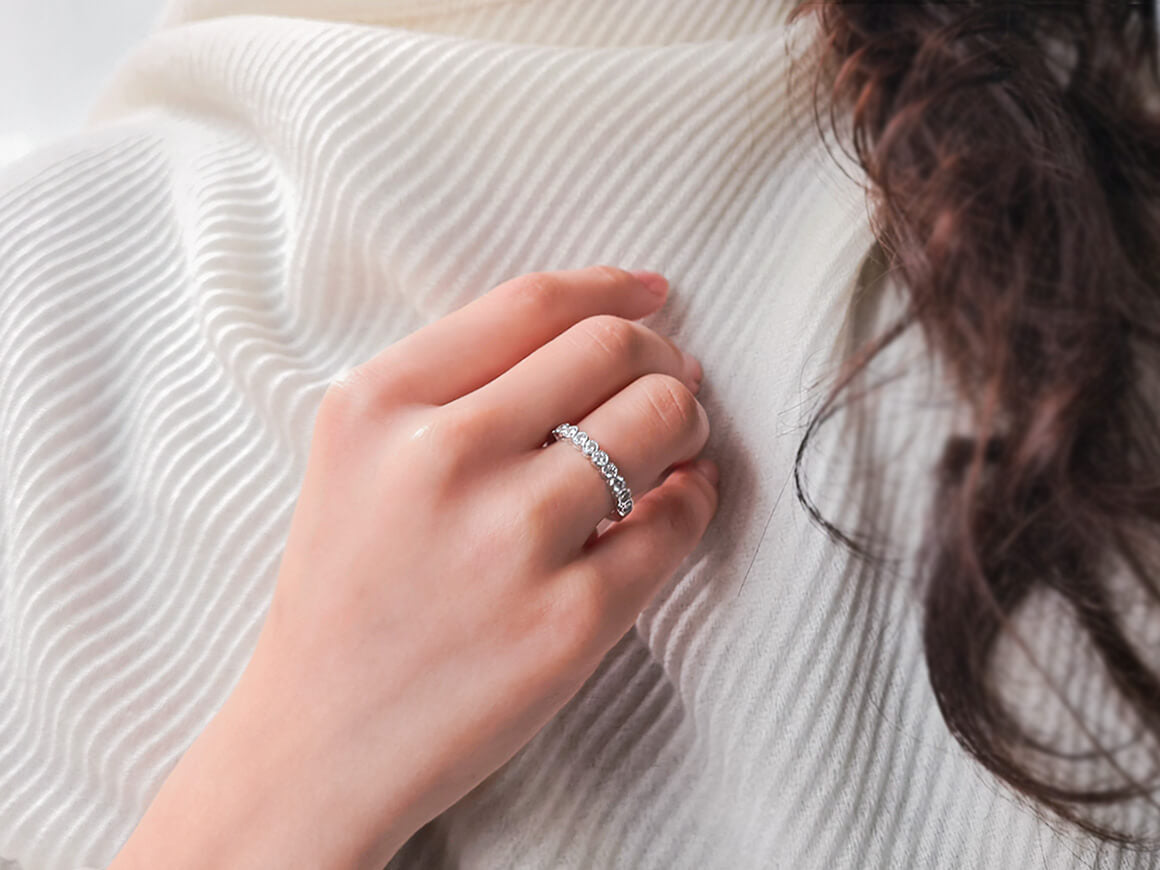 Alliance demi-ronde en diamant de 0,58 carat