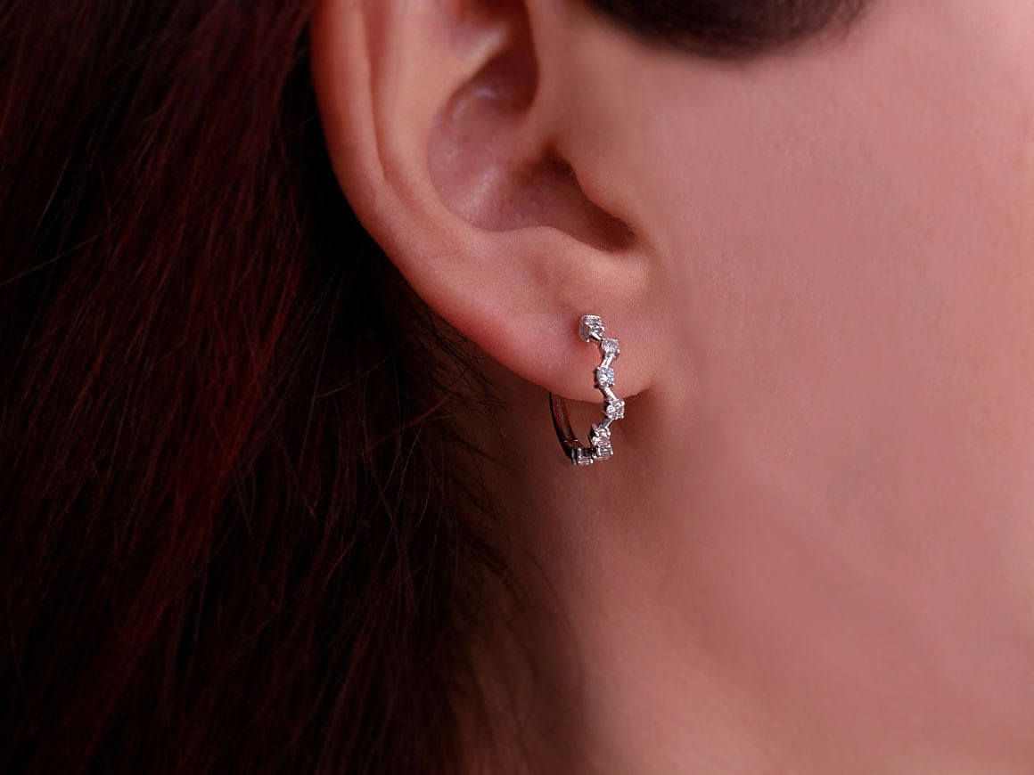 Diamant Zickzack Creolen - handgefertigter Diamantschmuck aus Feingold | Sirius Diamant